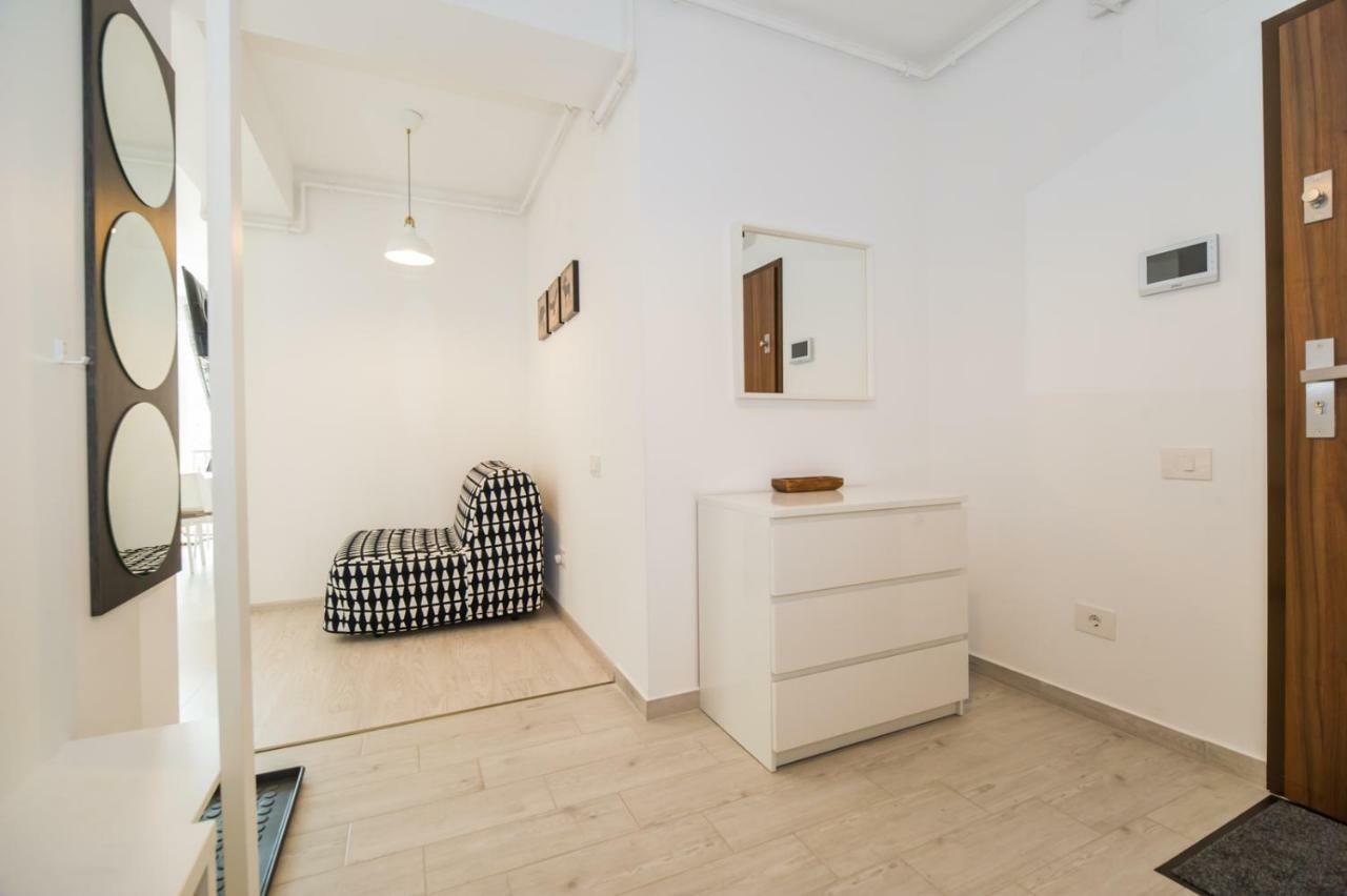 Schiller Apartment 57 - Free Private Parking Braşov Esterno foto