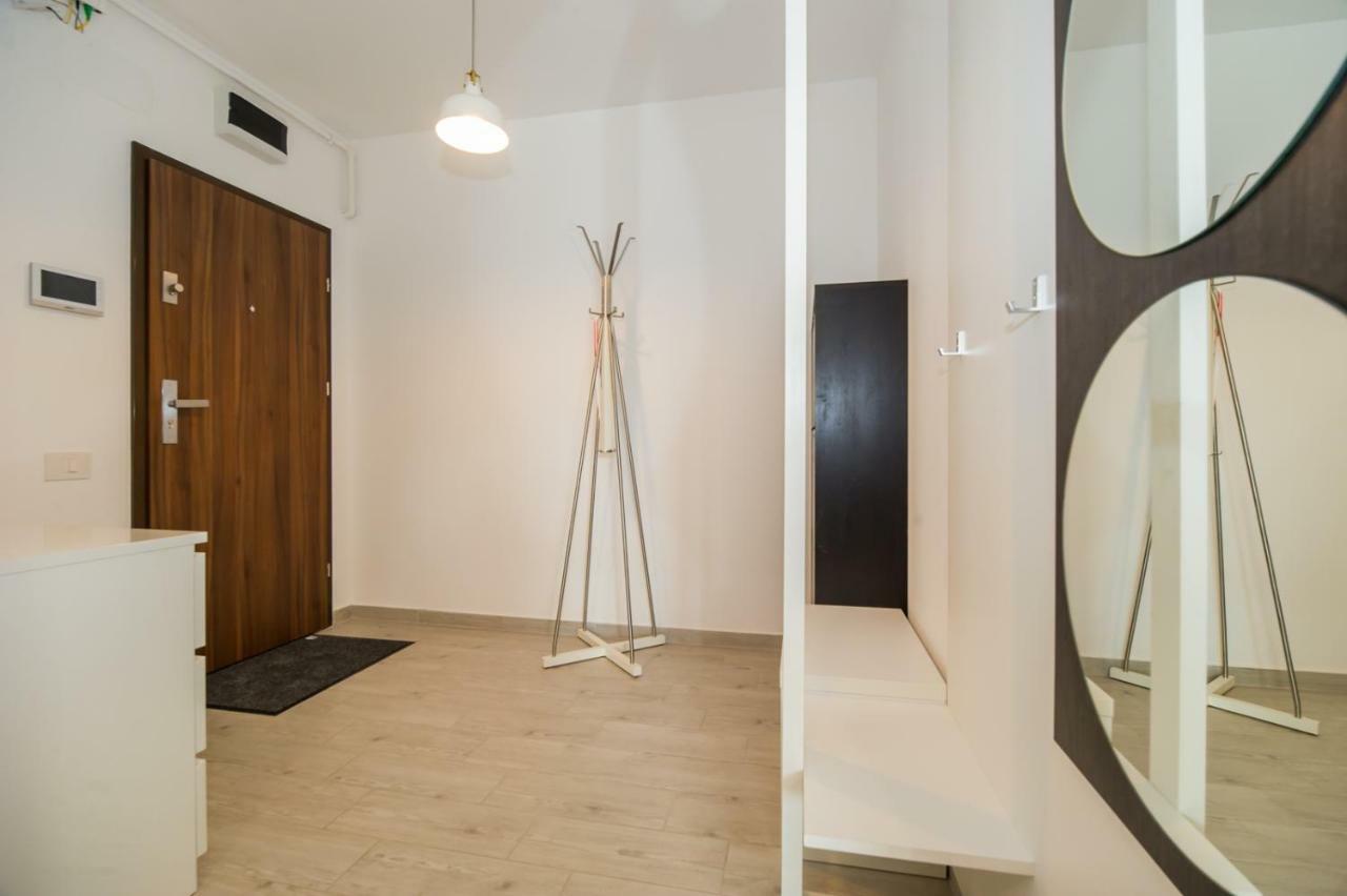 Schiller Apartment 57 - Free Private Parking Braşov Esterno foto